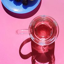 Mi Proyecto del curso: Fotografía de producto con luz directa del sol. Mobile Photograph, and Product Photograph project by Violeta Lagarejos - 10.17.2019