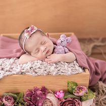 Mi Proyecto del curso: Introducción a la fotografía newborn. Un proyecto de Fotografía de Lu Valle - 15.11.2019