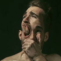 Proyecto final: Autorretrato fotográfico artístico. Un proyecto de Fotografía artística y Fotografía de retrato de Iker Serrano - 08.01.2020