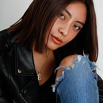 Mi Proyecto del curso: Retoque fotográfico de moda y belleza con Photoshop. Photograph, Photo Retouching, Fashion Photograph, Portrait Photograph, and Digital Photograph project by Carlos Antonio - 02.09.2020