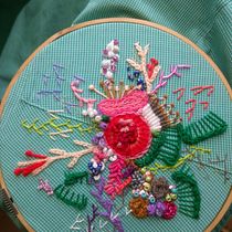 Mi Proyecto del curso: Técnicas avanzadas de bordado: puntadas y composiciones con volumen. Bordado projeto de Karla Midori Zárate - 10.03.2020