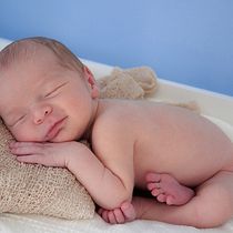 Meu projeto do curso: Introdução à fotografia newborn. Un projet de Photographie de nandaspairani - 02.09.2019