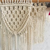 Mi Proyecto del curso: Macramé: nudos básicos y complejos . Macramé, and Fiber Arts project by valencure - 03.21.2020