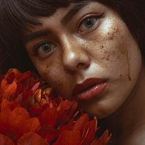 My project in Conceptual Self-Portrait Photography course. Concept Art, Digital Photograph, Fashion Photograph, Fine-Art Photograph, Instagram Photograph, Photographic Composition, Photograph, Portrait Photograph, and Studio Photograph project by Isabel M. Mejia - 03.30.2020