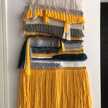 My project in Introduction to Textile Weaving course. Projekt z dziedziny Makrama użytkownika Maya Duygu Demirel - 12.04.2020