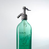 Mi Proyecto del curso: Fotografía de objetos brillantes y esquemas de iluminación . % ramalberich tarafından hazırlanan Ürün Fotoğrafçılığı projesi - 04.18.2020