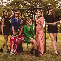 Mi Proyecto del curso:  @emilia.dress es una marca de moda consciente de alquiler de vestidos de fiesta.. Digital Marketing project by Maria Emilia Nadef - 04.18.2020