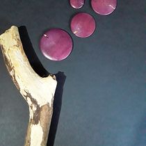 Elemental en madera y un corazón roto. Een project van  Ontwerp van Jacqueline Báez Águila - 19.04.2020