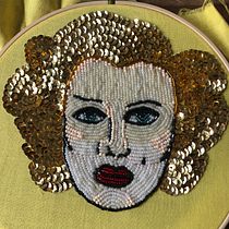 My project in Beaded Embroidery Portraits course. Een project van Borduurwerk van Ellen Lloyd - 27.04.2020