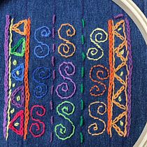 Investigación de puntos y colores para bordar a futuro chaqueta de mezclilla. Un projet de Broderie de Gilda Valderrama - 27.04.2020