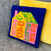 My casa!. Bordado projeto de rosie_davison - 28.04.2020