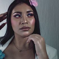 Retoque a modelo mexicana con mariposas . % Oscar Sanchez Sosa tarafından hazırlanan Moda Fotoğrafçılığı, Portre Fotoğrafçılığı, Ve Ticari Fotoğrafçılık projesi - 04.30.2020