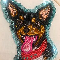 My project in Beaded Embroidery Portraits course. Een project van Borduurwerk van Marcus Cruz Sanchez - 30.04.2020