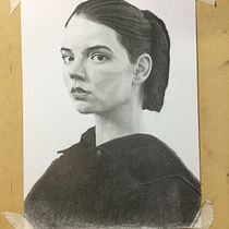 Mi Proyecto del curso: Retrato realista con lápiz de grafito. Desenho de retrato projeto de Juan Cruz Villalobos - 16.05.2020