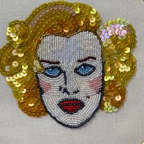 Mi Proyecto del curso: Retratos bordados en pedrería. Een project van Borduurwerk y Naaiwerk van carolalora1 - 30.05.2020