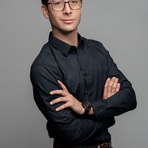 Mi Proyecto del curso: Retoque fotográfico de moda y belleza con Photoshop . % Jonathan Delgado tarafından hazırlanan Moda Fotoğrafçılığı, Dijital Fotoğrafçılık, Fotoğraf Rötuşlama, Fotoğrafçılık, Ve Portre Fotoğrafçılığı projesi - 06.02.2020