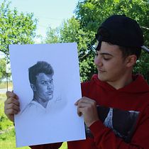 Mi Proyecto del curso: Retrato realista con lápiz de grafito. Desenho a lápis projeto de Abraham Serey - 11.06.2020