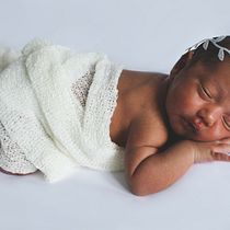 My project in Introduction to Newborn Photography course. Un projet de Photographie de Adiny Emerick - 12.06.2020