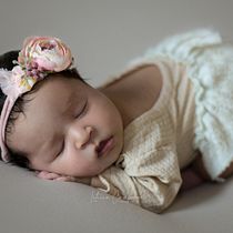 Mi Proyecto del curso: Introducción a la fotografía newborn. Un projet de Photographie de studio de Leticia Campora - 17.06.2020