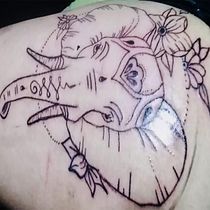 Mi Proyecto del curso: Tatuaje En Memoria de la mama elefante: Di no al maltrato animal . Artistic Drawing project by brandon_r_esquivel - 06.01.2020