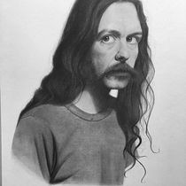 My project in Realistic Portrait with Graphite Pencil course. Desenho de retrato projeto de lajeen - 08.06.2020