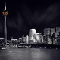 Düsseldorf harbour. Architectural Photograph project by Nicole Urbscheit - 06.23.2020