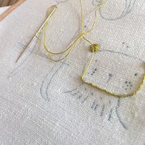 My project in Introduction to Raised Embroidery course. Un projet de Broderie de Malin Flynn - 28.05.2020