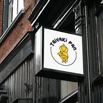 Creación de un logotipo para heladería japonesa. Projekt z dziedziny Br, ing i ident, fikacja wizualna, Projektowanie logot i pów użytkownika Laura Estefania Santiago Rocha - 23.07.2020