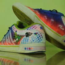 W8zard's world: Restauración y personalización de Adidas NEO  . Graphic Design project by José David Elena Romero - 08.17.2020