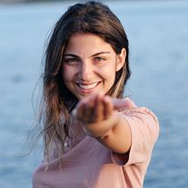 ¿Cómo nace la idea de vivir viajando? Isa por ahí. Un proyecto de Marketing Digital, Stor y telling de Isabel Villegas - 17.08.2020