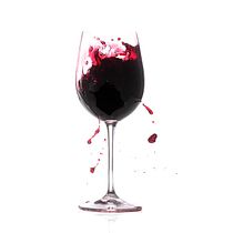 Copa de Vino en movimiento. Product Photograph project by Germán Lledó - 08.28.2020