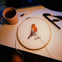 needle painting // bird. Embroider project by Gisele Camera - 08.30.2020