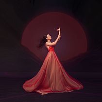 Red sun. Self-Portrait Photograph project by svetariabi - 12.24.2020