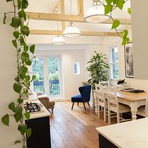 Small refurbished apartment in London. Un projet de Photographie d'architecture, Photographie publicitaire, Photographie numérique, Architecture d'intérieur, Design d'intérieur, Photographie lifest , et le de Nanda Spinola - 04.10.2020