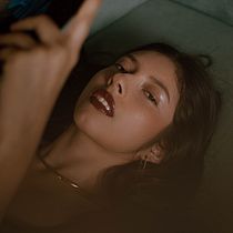 Mi Proyecto del curso: Retrato fotográfico intimista. Photographic Composition, Photograph, Fine-Art Photograph, Fashion Photograph, and Portrait Photograph project by Bony Valdivieso Rios - 10.05.2020