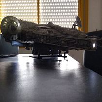 Mi Proyecto del curso: Soporte para la maqueta del Halcon Milenario (Star Wars V). Projekt z dziedziny  Projektowanie 3D użytkownika Christian Saucedo - 20.10.2020
