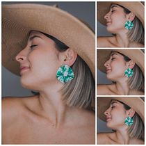 Aretes de mi marca Velvet. Ein Projekt aus dem Bereich Modedesign von mptroncoso7 - 25.10.2020