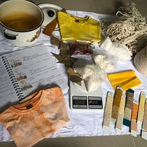 MIS PRIMEROS RESULTADOS - TEÑIDO TEXTIL CON ANABEL TORRES. Tingimento têxtil projeto de Gloria Bustamante - 05.11.2020