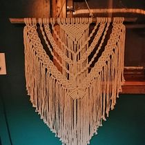 Mi Proyecto del curso: Macramé: nudos básicos y complejos . Un proyecto de Macramé de b.villarroelfernande - 07.11.2020