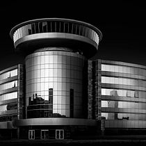 Edificio Forum (Granada). Un proyecto de Fotografía y Fotografía arquitectónica de davidgalanrodriguez - 15.11.2020