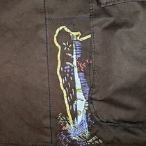 Repairing a jacket with a long tear. Bordado, e Costura projeto de Faith Jones - 04.12.2020