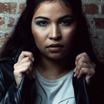 Mi Proyecto del curso: Retoque fotográfico de moda y belleza con Photoshop. Portrait Photograph, and Photo Retouching project by Andrés David Sandoval Suárez - 12.01.2020