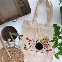 My project in Advanced Embroidery Techniques: Stitches and Compositions with Volume course. Artesanato, e Bordado projeto de Kesia Lima - 03.12.2020