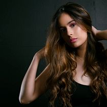Mi Proyecto del curso: Retoque fotográfico de moda y belleza con Photoshop. Photo Retouching project by Santiago Villegas - 12.06.2020