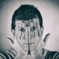 Mi Proyecto del curso: Fotografía para la imaginación. Self-Portrait Photograph, Photographic Composition, Concept Art, Creativit, Fine-Art Photograph, Studio Photograph, Portrait Photograph, Digital Photograph, Commercial Photograph, Photomontage, Photographic Lighting, and Photo Retouching project by Sergio Hochmann - 12.23.2020