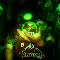 Mi Proyecto del curso: Retoque fotográfico y efectos visuales con Photoshop. Photomontage project by Javier Quillupangui - 12.30.2020