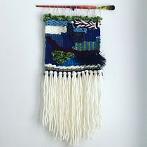 My project in Introduction to Frame Loom Tapestry course. Tecido projeto de Jenni - 13.01.2021