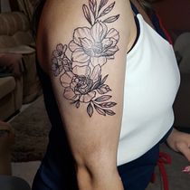 Meu projeto do curso: Tatuagem botânica com pontilhismo. Desenho de tatuagens projeto de matheusmg412 - 17.01.2021