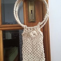 My project in Macramé Accessory Design course. Un proyecto de Macramé de Margarida Vasconcelos - 22.01.2021