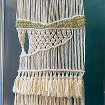 My project in Introduction to Macramé: Creation of a Decorative Tapestry course. Un projet de Macramé de asartzetaki - 26.01.2021